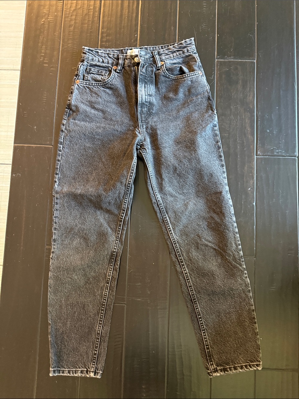 Zara woman High-Rise Black Washed Jeans